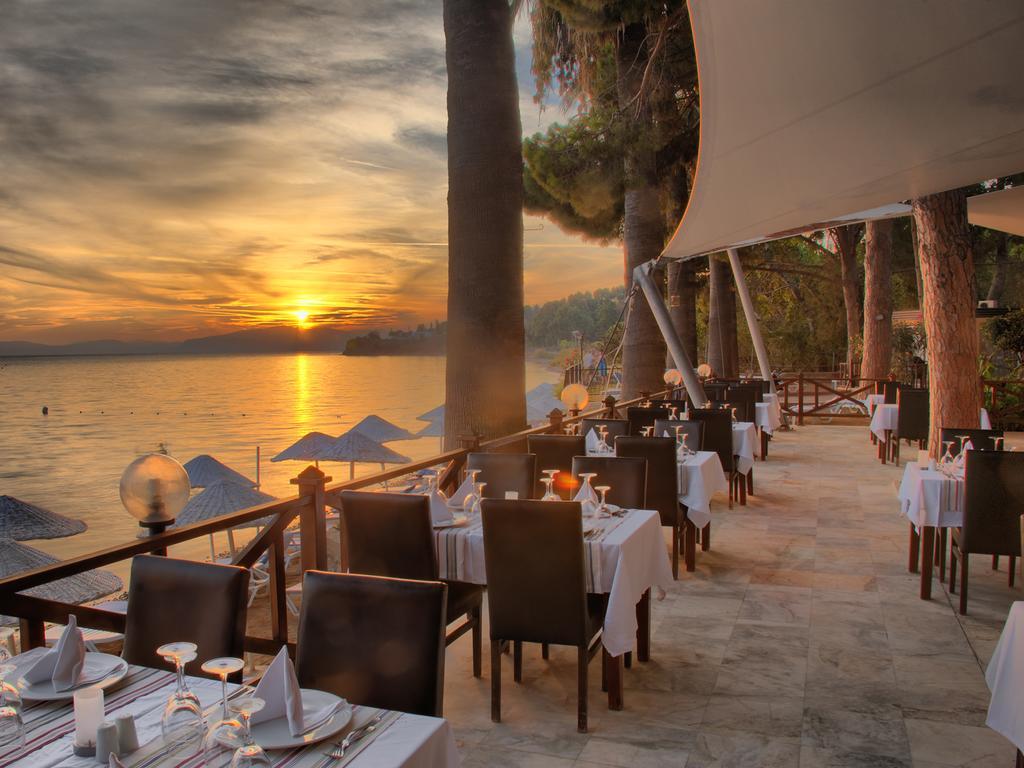Omer Holiday Resort Kusadasi Exterior photo